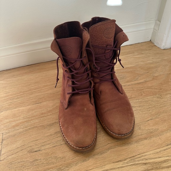 Roots Suede Boots - Picture 1 of 9